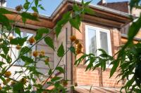 5 min to CityCenter - HOUSE & GARDEN - Netflix, Playstation & WiFi - Bed and Breakfast