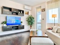 Sunny & Cozy Apartment for 4 Guests & Free Parking - Chambres d’hôtes Plovdiv