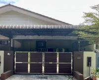 Impiana Pool House Seri Manjung - B&B Seri Manjung