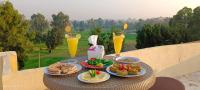 New Crystal Pyramids View - B&B Il Cairo