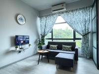 B&B Kota Kinabalu - Jesselton Quay homestay with Free 1 parking by StayPlace - Bed and Breakfast Kota Kinabalu