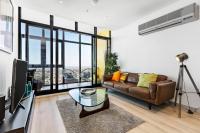 Sky High at Southbank - Sprawling Views and Free Parking - Ferienwohnung Melbourne