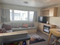 2 Bedroom Caravan - Ash 51, Trecco Bay - B&B Newton