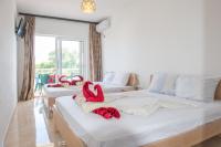 Quadruple Room with Sea View