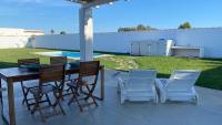 Casa Costa Ecologica y de Design con Piscina, Jardin y Parking - Chambres d’hôtes Chiclana de la Frontera
