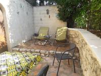 Agréable studio près de st Rémy de Provence - B&B Eyragues