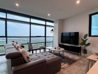 High Level Fabulous View 4Beds APT in Olympic Park - B&B Sydney