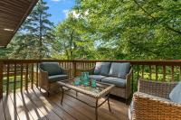 Balcony/Patio/ Fenced Yard /Beach/Park& Pet Allow - B&B