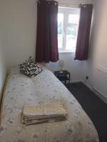 3 bedrtoom comfortable house - B&B Houghton Regis