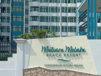 B&B Malaca - Mutiara Malacca Beach Resort by F&H Homestay - Bed and Breakfast Malaca