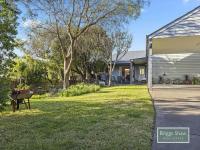 Ode to Glittering Bay - B&B Blairgowrie