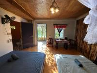 Deluxe Room (2 Adults + 1 Child)
