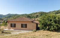 B&B Pugliano - Awesome Home In Pieve San Lorenzo With Wifi, 3 Bedrooms And Jacuzzi - Bed and Breakfast Pugliano