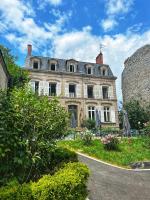 La maison de famille Limoges - B&B