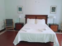 Apto La Almena 2 junto a Plaza Mayor,2 habitaciones,parking gratuito - Bed and Breakfast Cáceres