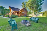 Fishermans Paradise with Fire Pit and Lake Access! - B&B