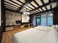 Quadruple Room with Balcony