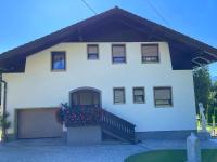 Apartments Fiore am Naturschwimmbad! - Bed and Breakfast Puch