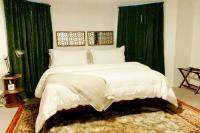 Private Chicago Garden unit 1BR/1BA - B&B