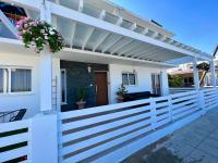 Fat Cow Apartments - B&B Larnaka