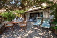PORTO ROTONDO SPLENDIDO APPARTAMENTO CON GIARDINO VISTA MARE - Bed and Breakfast Porto Rotondo