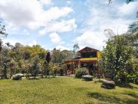 Senz Chalet Riverside - Mindo - B&B Mindo