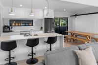 Decked out on Leo - Bed and Breakfast Waihi Beach