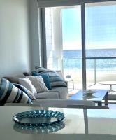 Luxury beachfront apartment - B&B Moana