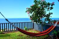 Bluehouse Paradise Right by the Sea - B&B São Vicente