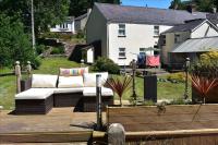 B&B Carmarthen - Luxury 2-Bed Cottage in Llansteffan - Bed and Breakfast Carmarthen