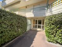 Regent Côte d'Azur air-conditioned, pool, garden & parking - Chambres d’hôtes Villeneuve-Loubet