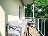 Zentrale Ferienwohnung mit Parkplatz, 2 Schlafzimmern, Küche, Waschmaschine & Balkon - B&B Lipsia