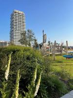 Central Park Tower Sea View Residence with pool and gym - B&B Ostende