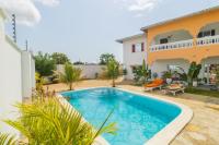 Chameleon house diani - B&B