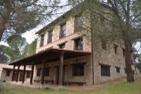 Casa Valdesanmartin - Country House, 10500sqm, Pool, Paddel & Bbq - B&B El Tiemblo