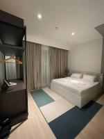 Monde Residence K 01 Batam Centre - Bed and Breakfast