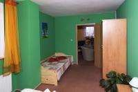 Apartment with Mountain View