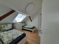 4.OG/Maisonette-Wohnung neu/4-Zimmer/Weststadt - B&B
