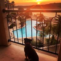 Lake Travis Stunning Waterfront, Sunset & Pool Views, Pet Friendly, Boat Ramp, Lago Vista, Texas - Chambres d'hôtes Lago Vista