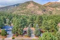Skyline Stargazing Cabin with hot tub - B&B Flagstaff
