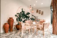 Demoska Villa Jogja With Privatepool - Ferienwohnung Yogyakarta