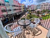 Elegant Condo - European Charm - B&B