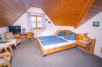Doppel-/Zweibettzimmer mit Dusche