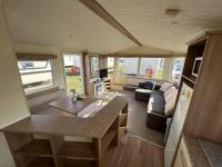 B&B Clacton-on-Sea - Lovely 2-Bed Caravan at St Osyth Caravan Park - Bed and Breakfast Clacton-on-Sea