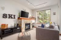 2BR in Symphony, Dog Friendly, Hot Tub, Private Balconies, Village Location, Parking - B&B Whistler