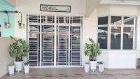 SWEET PARADISE HOMESTAY - Ferienwohnung Parit Raja