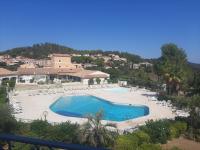 Appartement 4 pers. 1 chambre avec piscine - B&B Roquebrune-sur-Argens