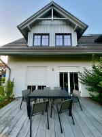 Luxuriöse Doppelhaushälfte am grünen Rande von Hamburg - B&B Oststeinbek