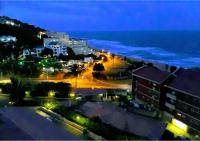Umdloti Beachfront Resort 514 Penthouse - Spectacular Ocean & Breaker Views - Ferienwohnung