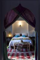 Camera Matrimoniale con Vista Giardino